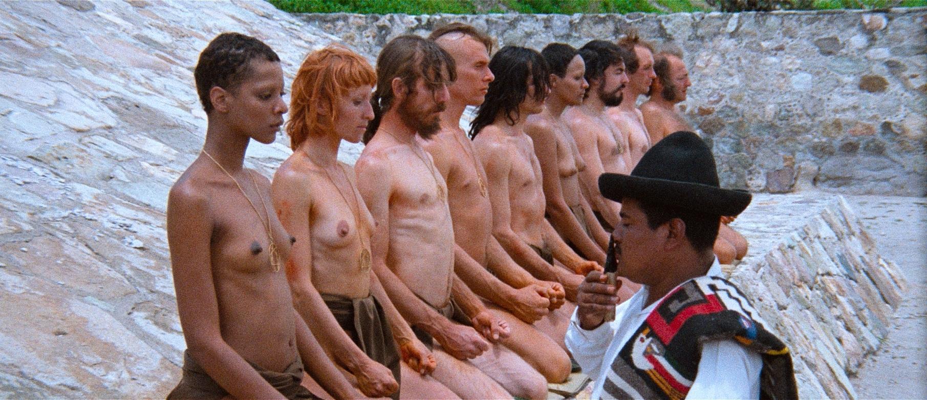 смотреть художественные фильмы с голыми людьми фото 97